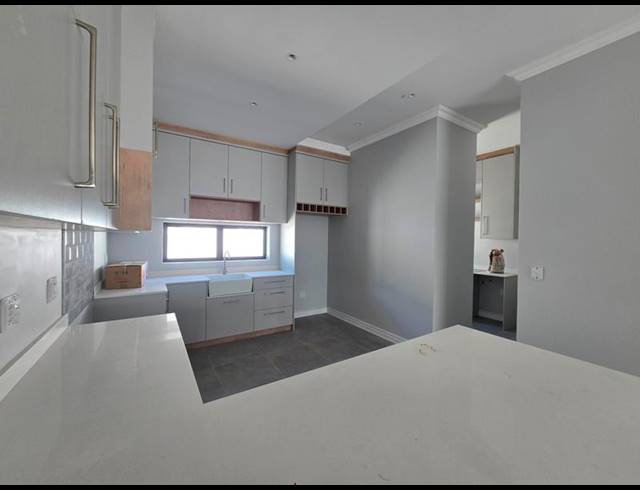3 BEDROOM HOUSE FOR SALE IN SHELLEY POINT